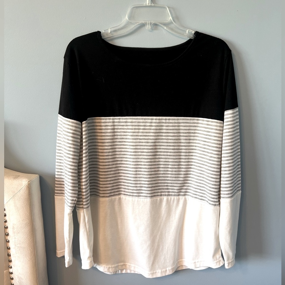 Stylish Black and White Striped Women's Top